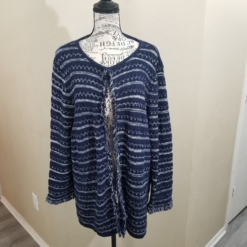 Chicos cardigan‎ size 3 xl
